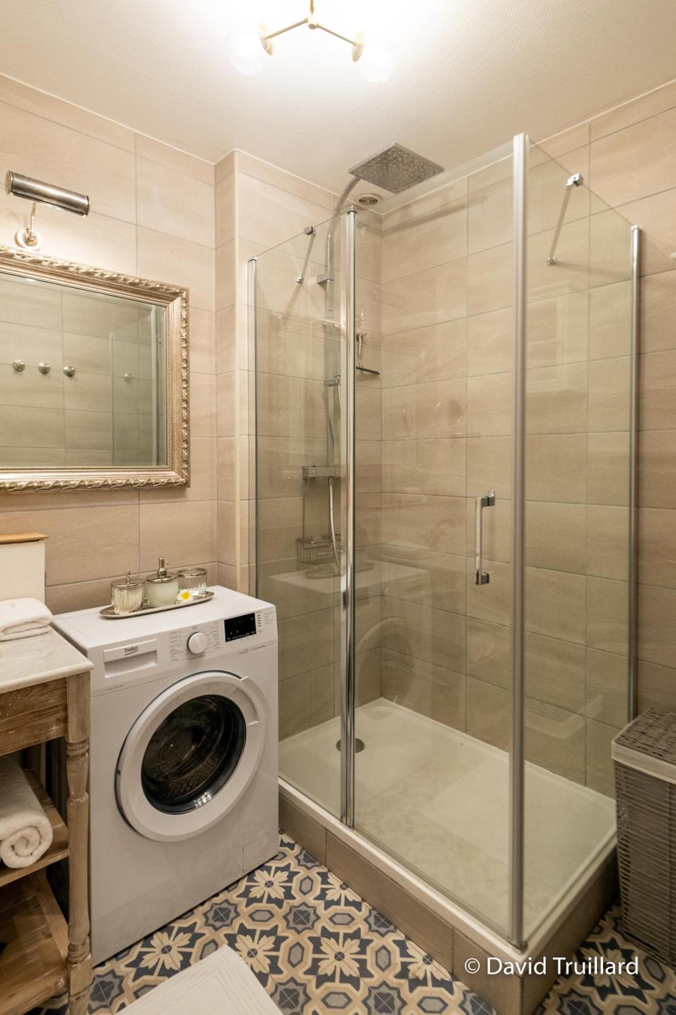 Suites Mana - Matahina Avec Vue Superbe Sur La Place Ducale Et Parking Prive Inclus Charleville-Mezieres Exterior foto
